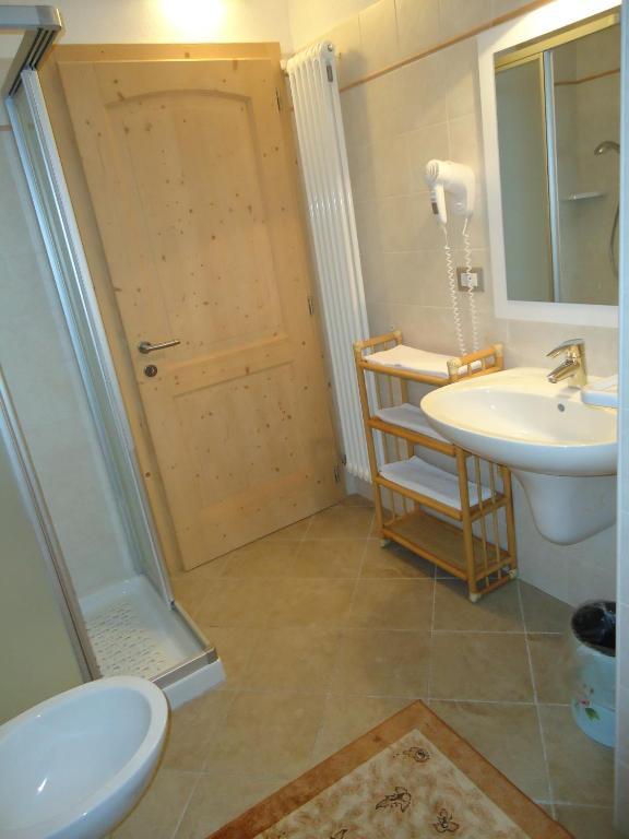 Appartamenti Camere Masi Brenta Rovereto  Luaran gambar