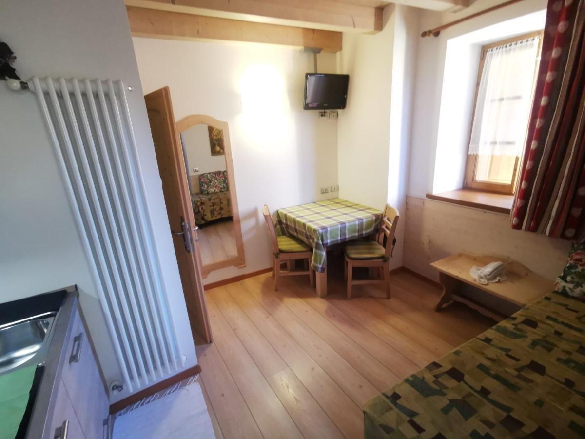 Appartamenti Camere Masi Brenta Rovereto  Luaran gambar