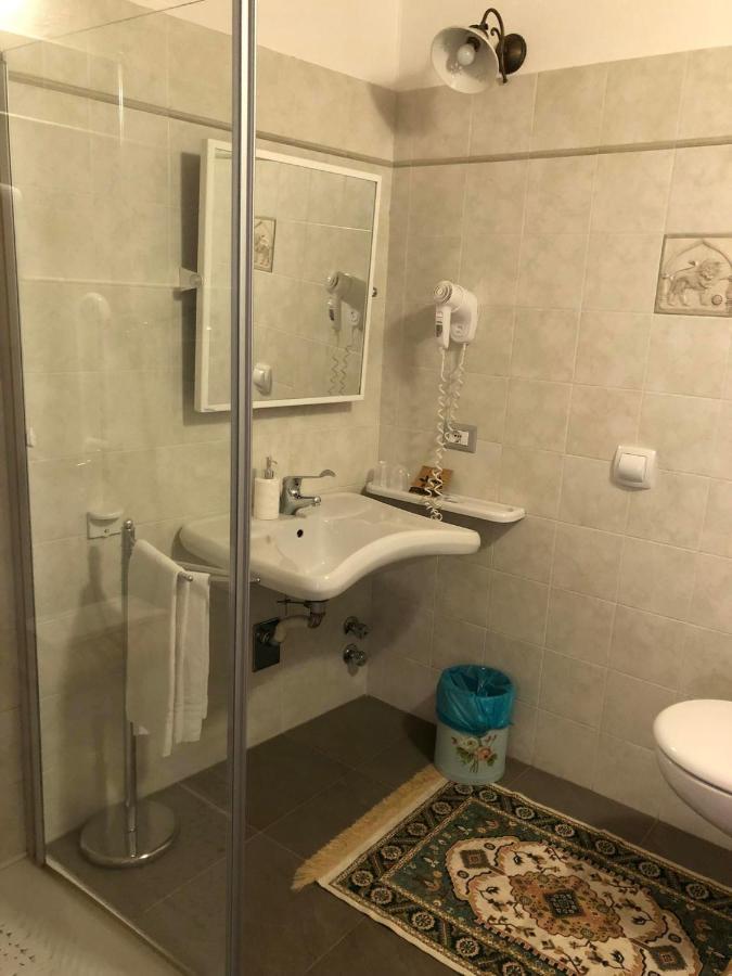 Appartamenti Camere Masi Brenta Rovereto  Luaran gambar