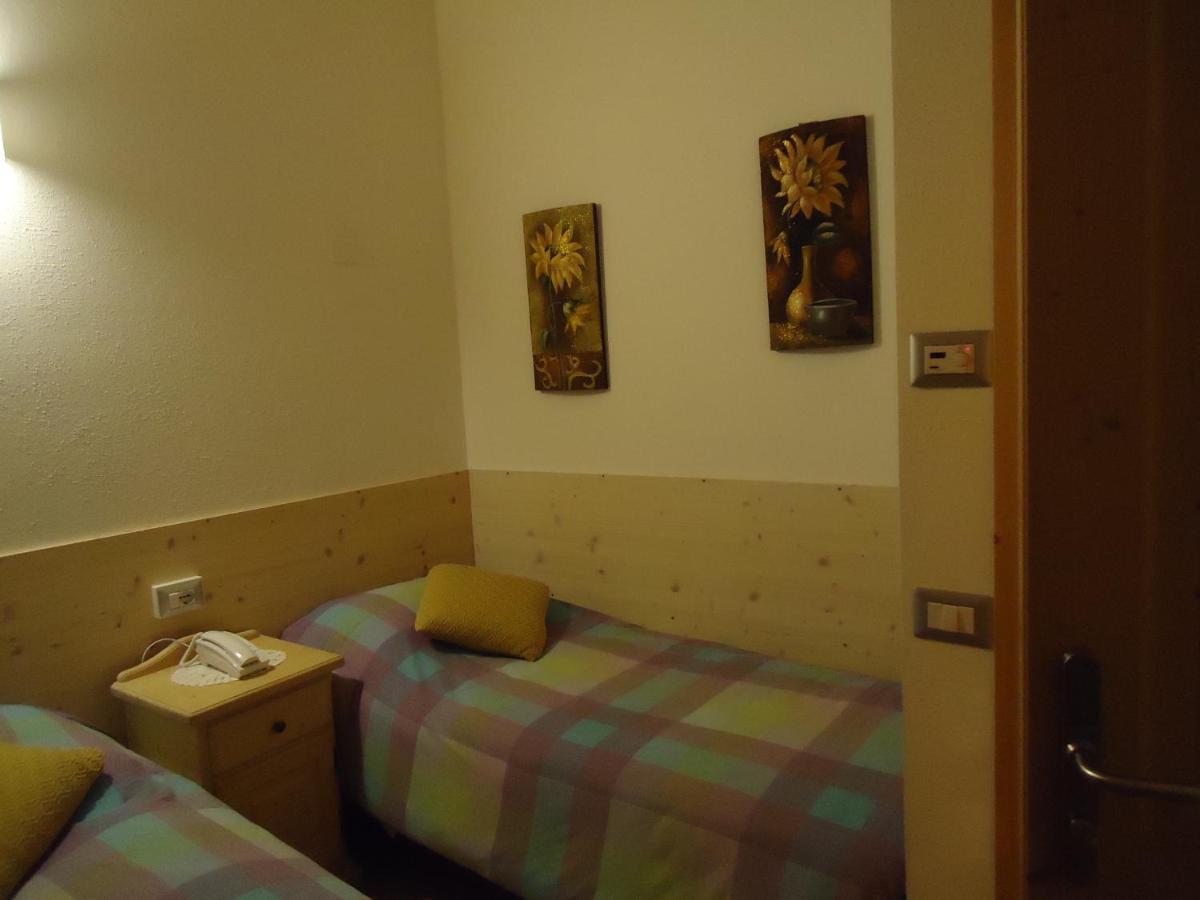 Appartamenti Camere Masi Brenta Rovereto  Luaran gambar