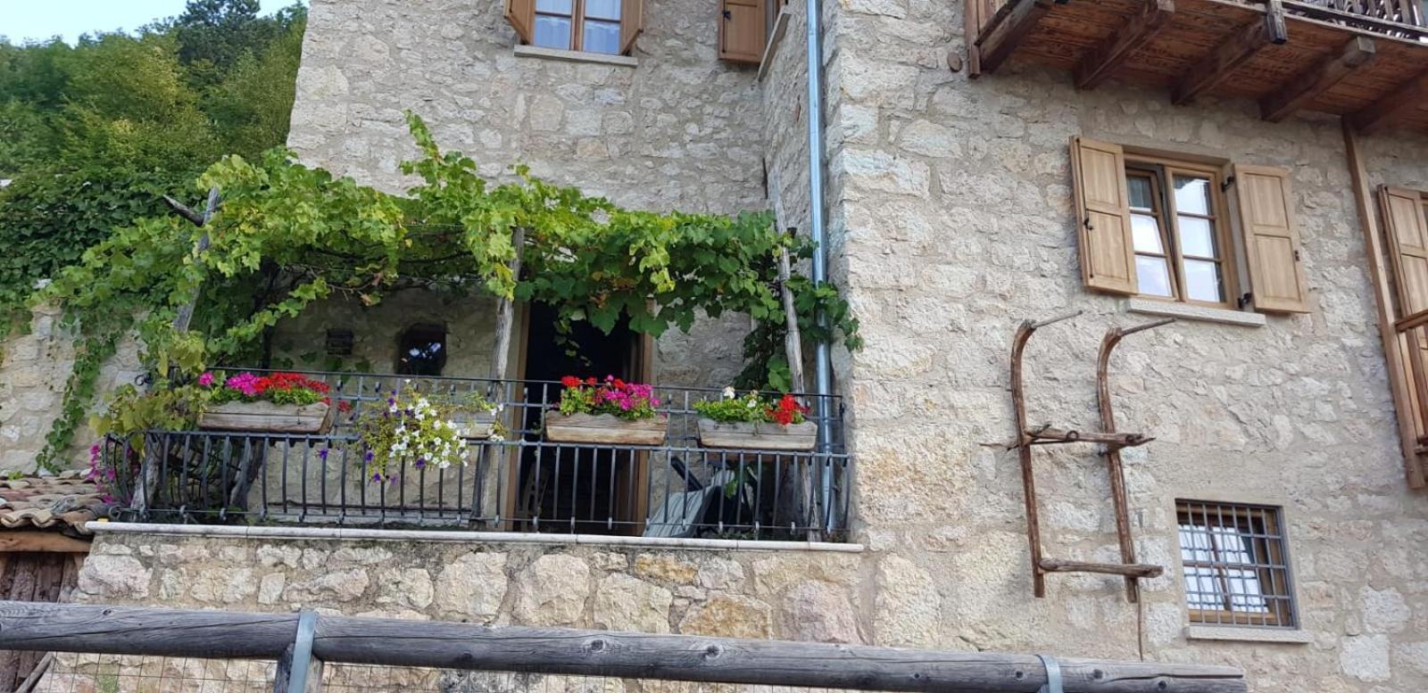 Appartamenti Camere Masi Brenta Rovereto  Luaran gambar